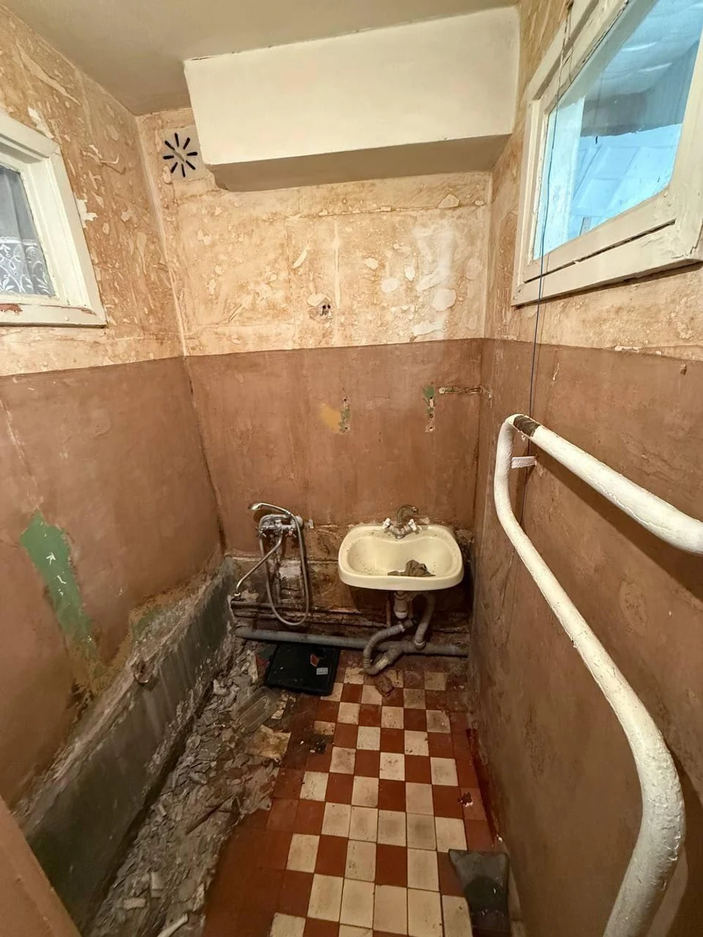 Мы готовы преобразить ваше пространство!